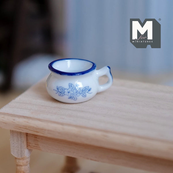 Miniature Potty 1:12 Scale Dollhouse Supplies Chamber Pot 9/16 inch tall (c) - A041