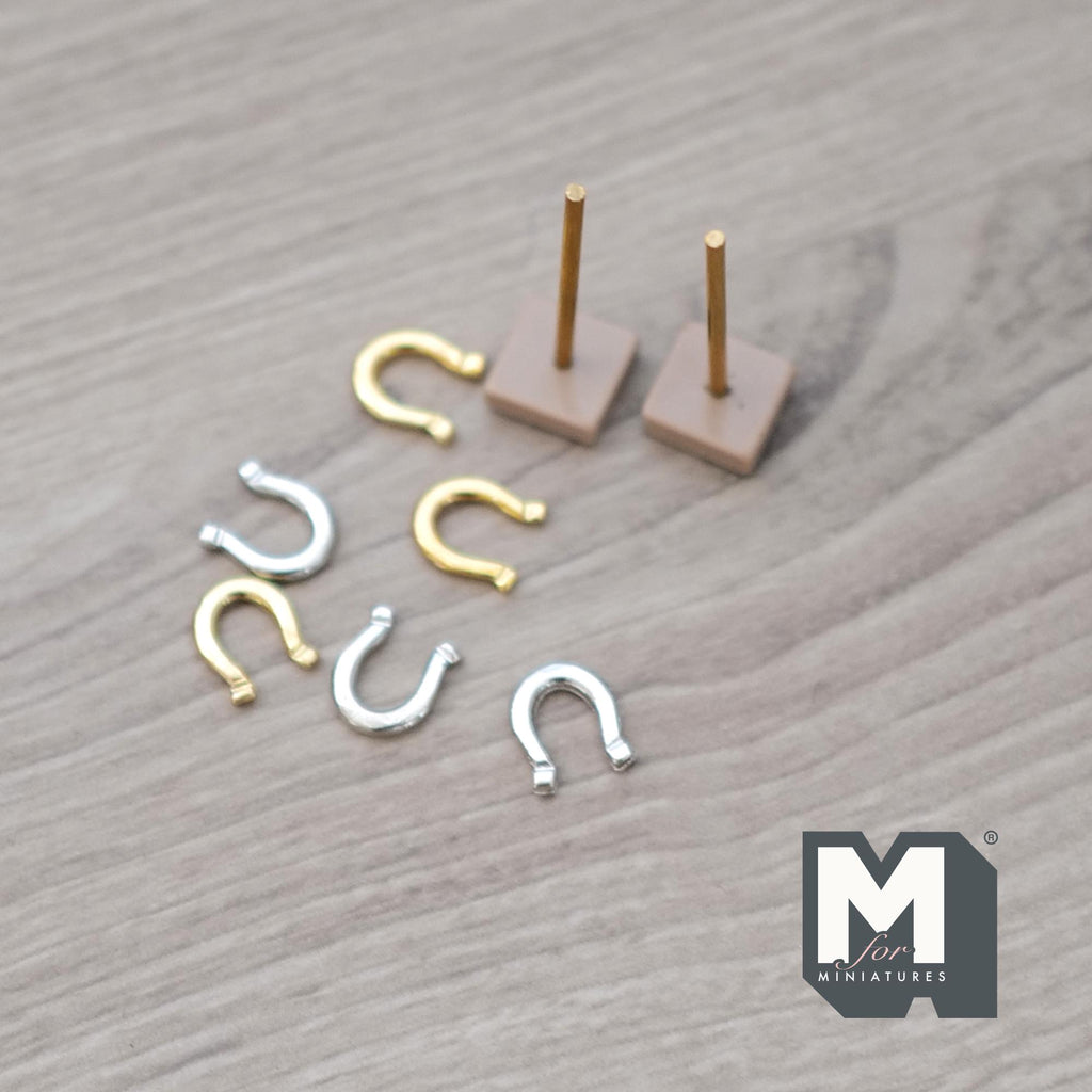 Miniature Horseshoe Game, Miniature Horse Shoe , Dollhouse Miniature Horseshoe Pitching Game , Miniature Quoits , 1:12 Scale Game - C061