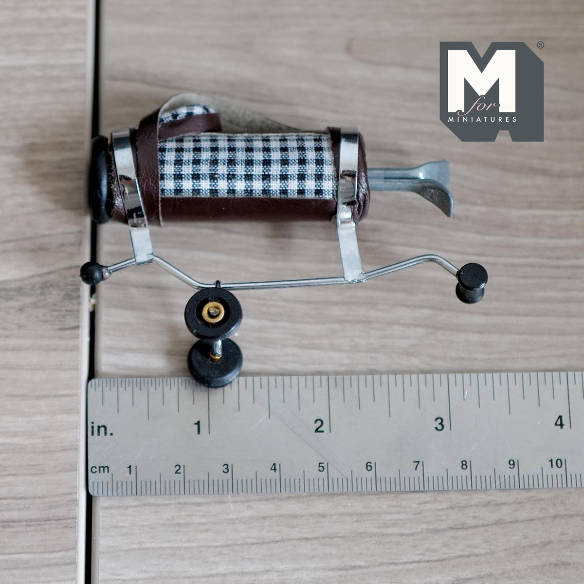 1:12 Scale Miniature Golf Bag on Pull Cart with 2 Clubs, Gingham Faux Leather, 3-1/4 inch tall, DIY Dollhouse Supply (navy)