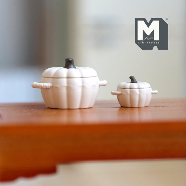 Miniature Pumpkin Cookware Set 1:12 Scale Dollhouse Halloween Themed Cooking Pots Pumpkin Cookpots 11/16 inch tall (metal) (beige) - A022