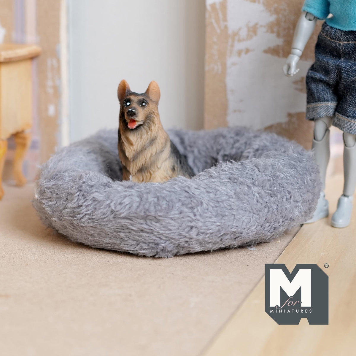 1:12 Scale Miniature Plush Dog Bed, Large Size, 4-3/4 inch dia., DIY Dollhouse Supply (fabric) (gray)