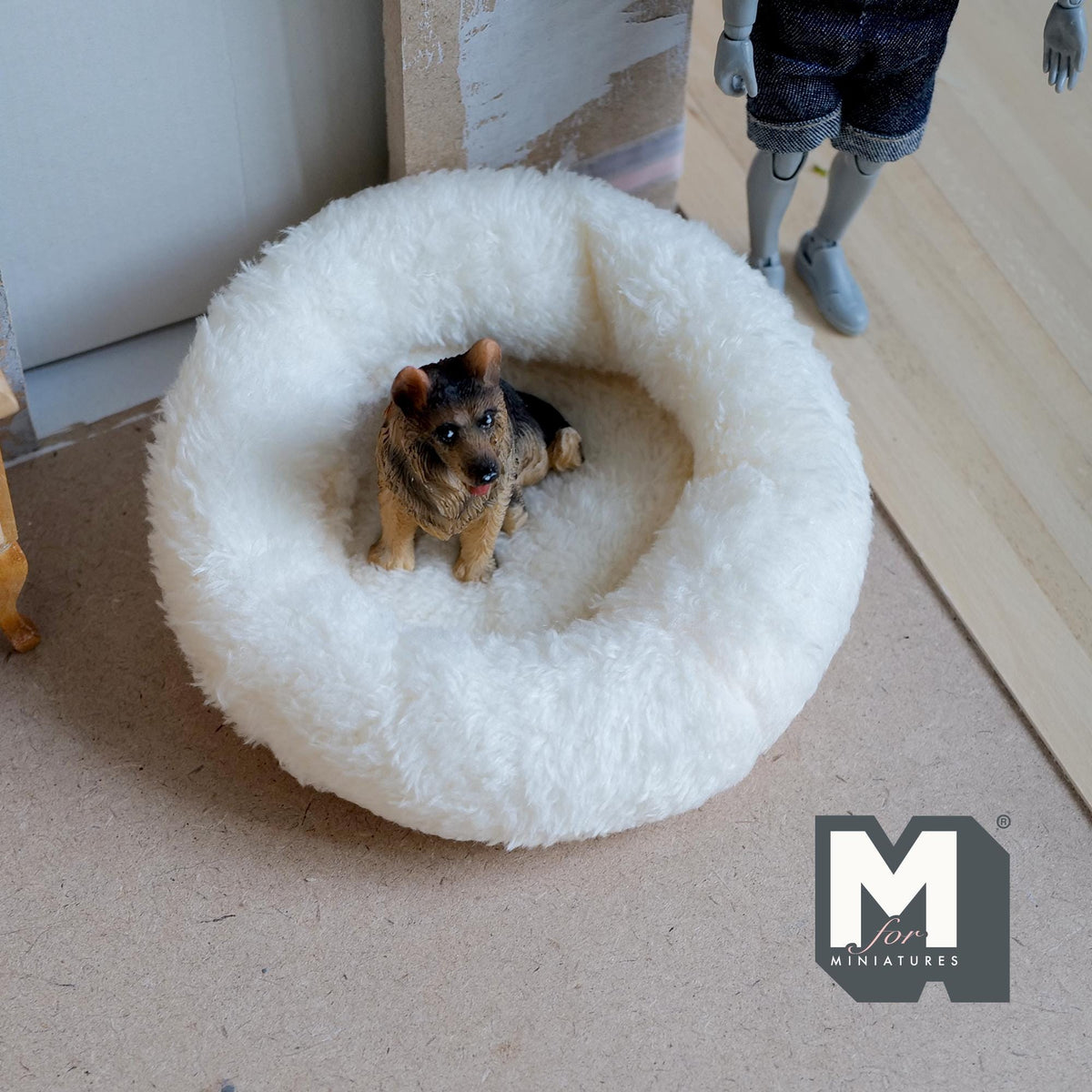 1:12 Scale Miniature Plush Dog Bed, Large Size, 4-3/4 inch dia., DIY Dollhouse Supply (fabric) (beige)