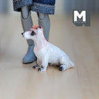 Figurine miniature de Jack Russell terrier assis à l'échelle 1:12, 3,3 cm de haut, accessoire pour maison de poupée à faire soi-même (résine moulée) (blanc et fauve)