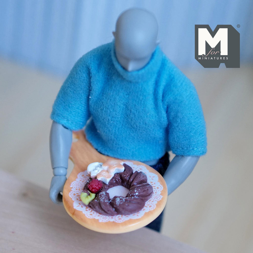 1:12 Scale Miniature Christmas Wreath Cake on Serving Board, 1 inch dia., DIY Dollhouse Supply (dark brown) (non edible)