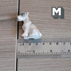 Miniatura a escala 1:12: fox terrier de pelo duro sentado, 1-5/8 inch de alto, suministros DIY para casa de muñecas (resina moldeada) (blanco y canela)