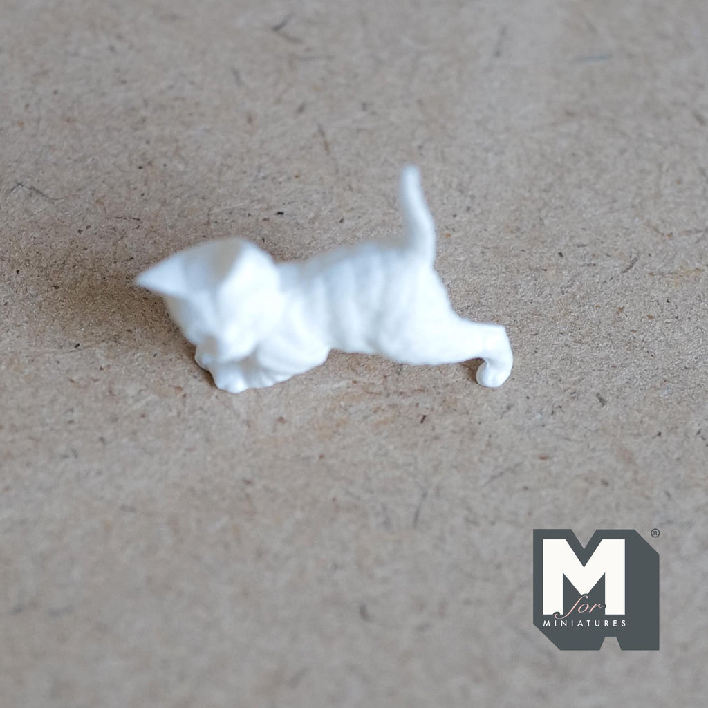 1:12 Scale Miniature Unpainted Kitten Figure, 1 inch long, DIY Dollhouse Supply (style C)