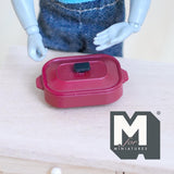 Miniature Roasting Pan with Lid 1:12 Scale Dollhouse Supplies Rectangular Cookware 1-3/8 inch long (metal) (red) - E058