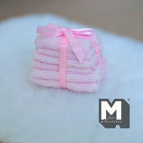 1:12 Scale Miniature Bath Towel Stack, Set of 6, 1-9/16 inch long, DIY Dollhouse Supply (pink)