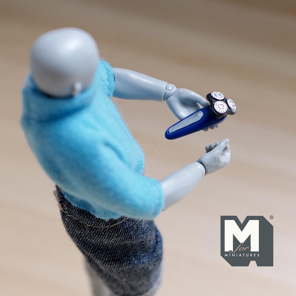1:12 Scale Miniature Rotary Shaver with Blue Handle, 13/16 inch long, DIY Dollhouse Supply (non working)