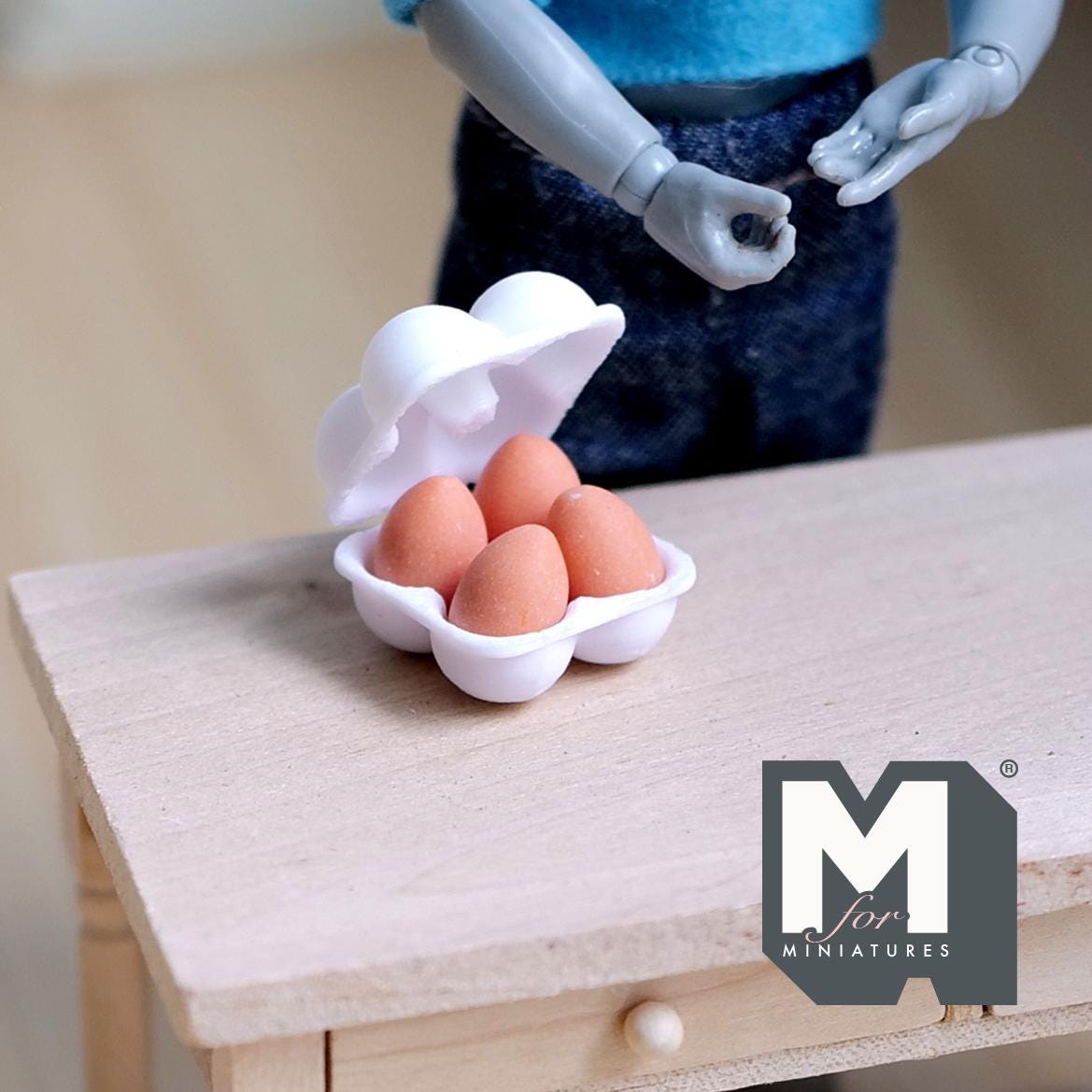 1:12 Scale Miniature Egg Carton with 4 Brown Eggs, 13/16 inch long, DIY Dollhouse Supply (non edible)