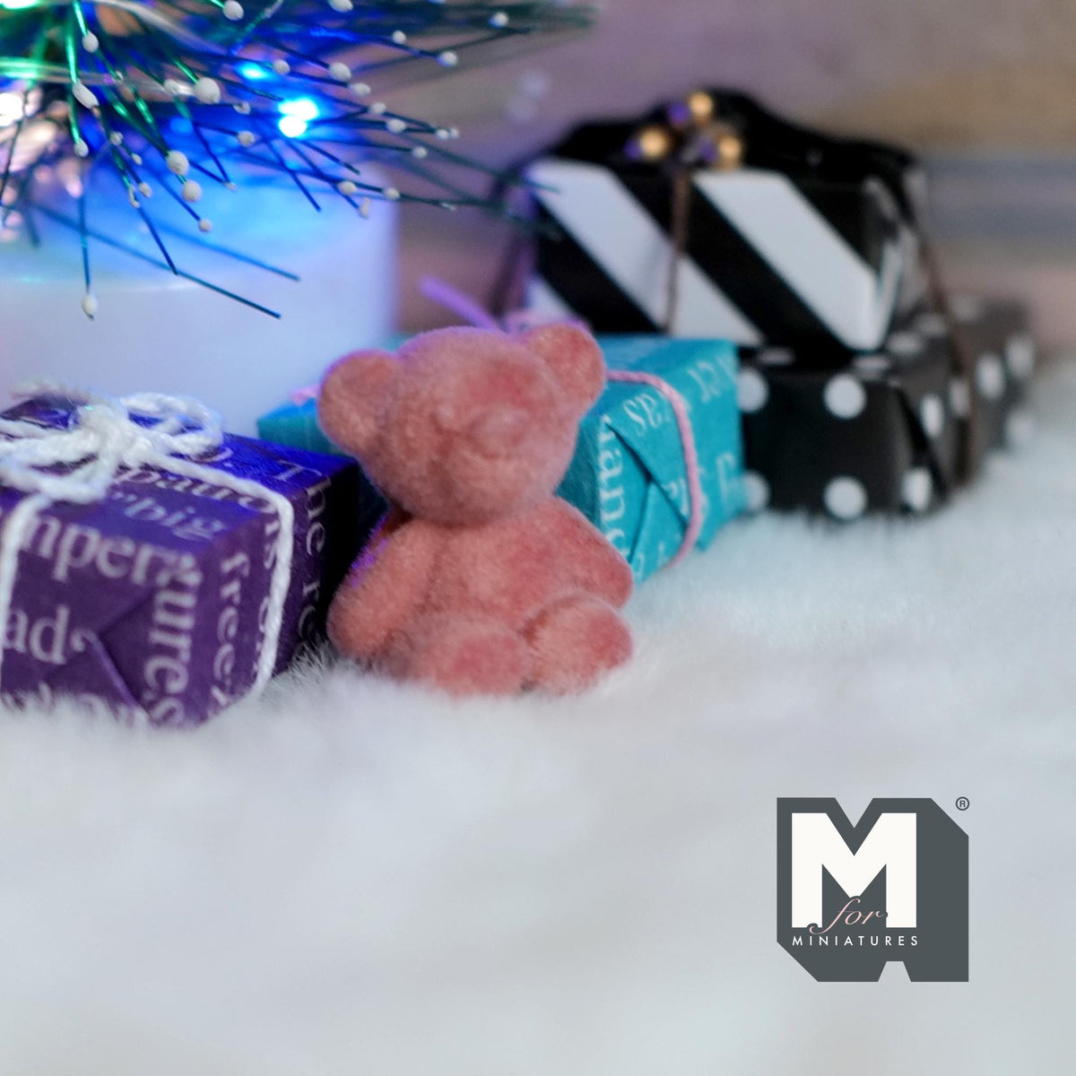 1:12 Scale Miniature Bear Cub Doll, 13/16 inch tall, DIY Dollhouse Supply (flocked skin) (pink)