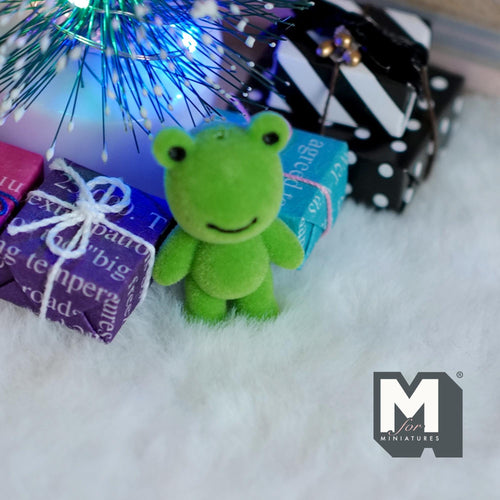 1:12 Scale Miniature Baby Frog Doll, 1-5/16 inch tall, DIY Dollhouse Supply (flocked skin) (green)