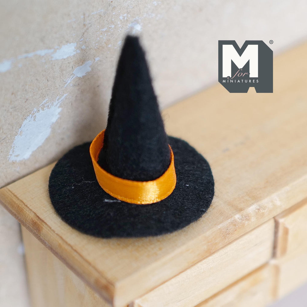 Chapeau de sorcière miniature pour Halloween, échelle 1:12, avec ruban orange, 3,8 cm de hauteur, fournitures pour maison de poupée DIY (feutrine noire)