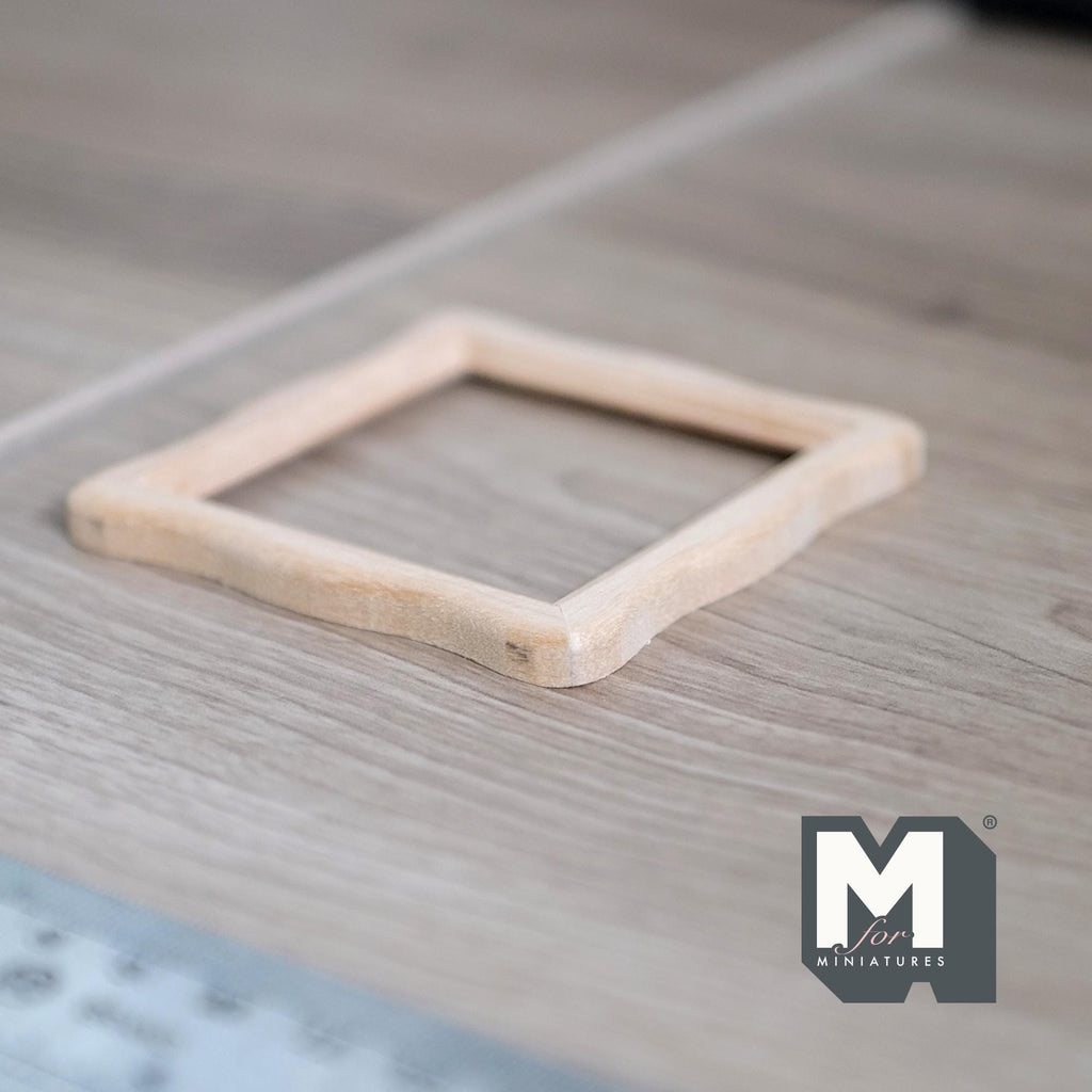 1:12 Scale Miniature Square Scalloped Edge Photo Frame with Glazing and Backing, Ready to Paint, 2-11/16 inch wide, DIY Dollhouse Supply