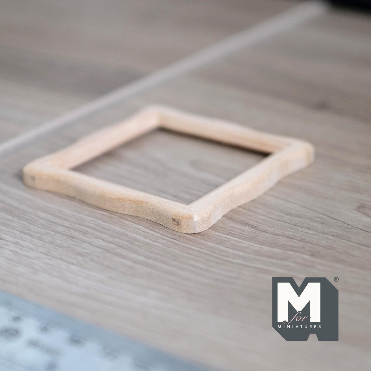 1:12 Scale Miniature Square Scalloped Edge Photo Frame with Glazing and Backing, Ready to Paint, 2-11/16 inch wide, DIY Dollhouse Supply