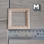 Miniatura in scala 1:12 cornice portafoto quadrata con bordo smerlato, vetro e retro, pronta da dipingere, larga 2-3/8 inch, accessori per casa delle bambole