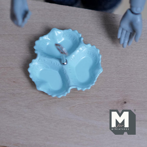 Miniature 3 Compartment Dish 1:12 Scale Dollhouse Kitchen Tri Section Scalloped Edge Tray Handle 13/16 inch tall (blue/silver) - E092