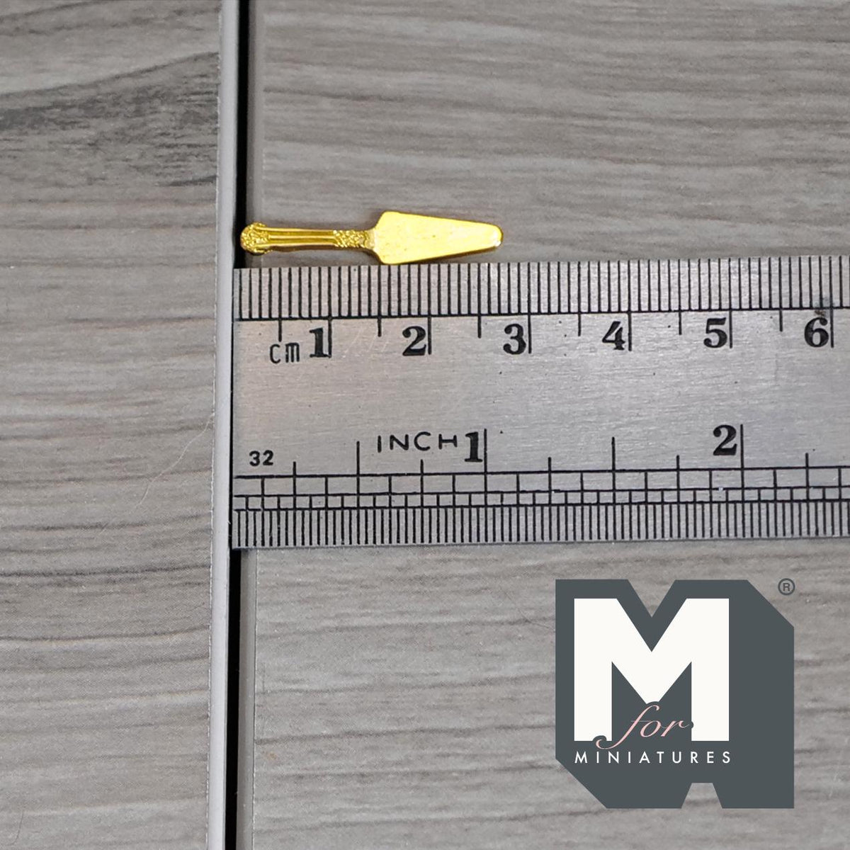 Miniature Gold Cake Server 1:12 Scale Dollhouse Kitchen Accessories 1-1/16 inch long  - F073