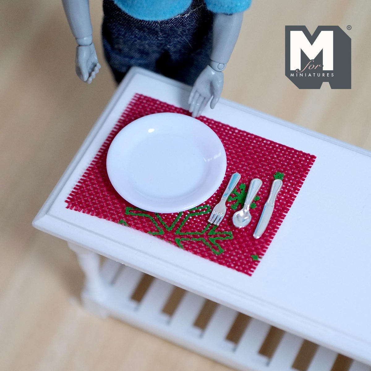 Dollhouse Tableware Set 1:12 Scale Miniature Large Size Plate Cutlery and Placemat Knife Fork Spoon Table Mat Set of 5 - F011