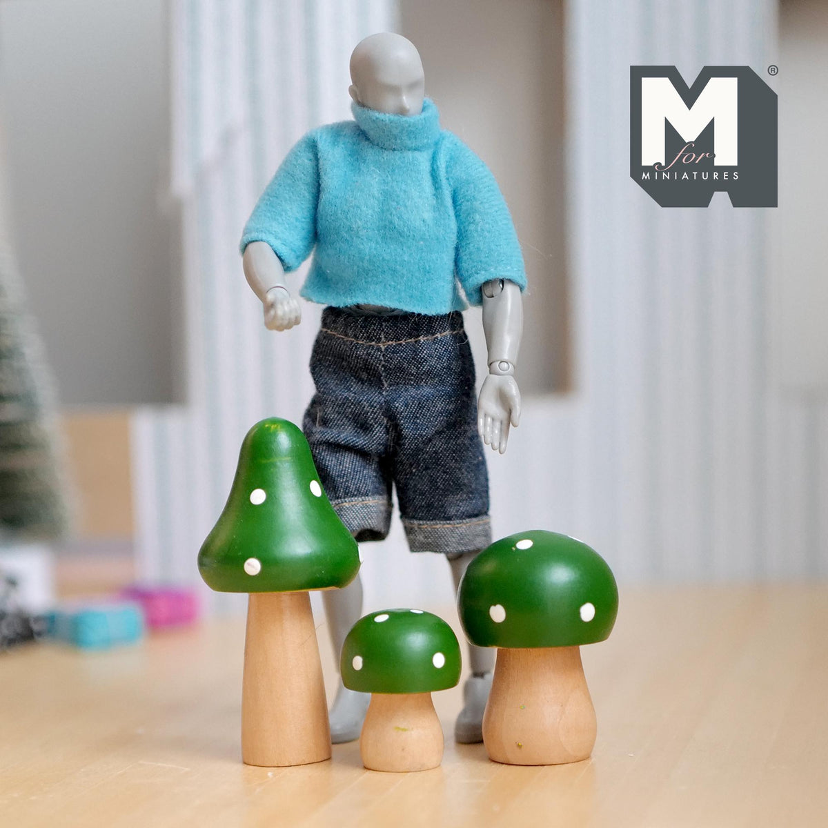 Dollhouse Fairy Garden Style Mushrooms Set of 3 , 1:12 Scale Miniature Decoration Wood Mushrooms (green) - B011
