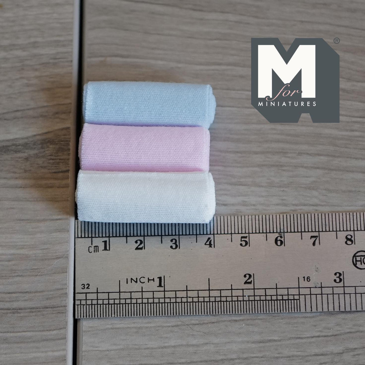 Miniature Rolled Towels Set of 3 , 1:12 Scale Dollhouse Bathroom Accessories 1-9/16 inch long - F020