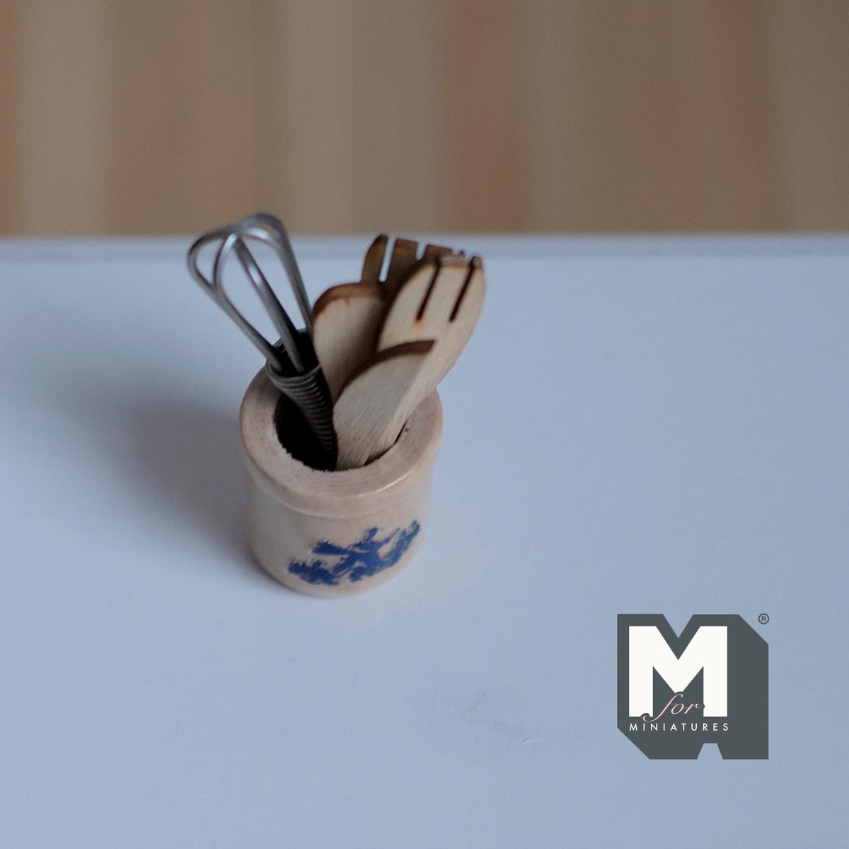Miniature Wood Cooking Utensils and Wood Jar 1:12 Scale Dollhouse Kitchen Decor Set of 6 - A028