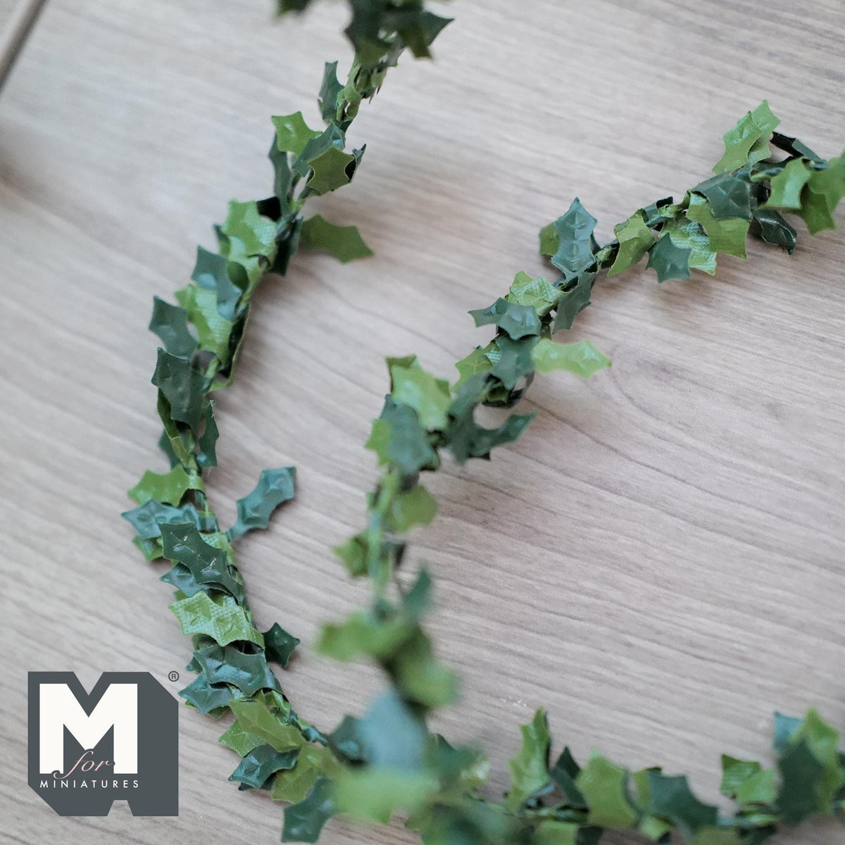 1:12 Scale Miniature Ivy Greenleaf Garland, Bendable Wire Stem, Cut to Length, 38 inch long (style d)