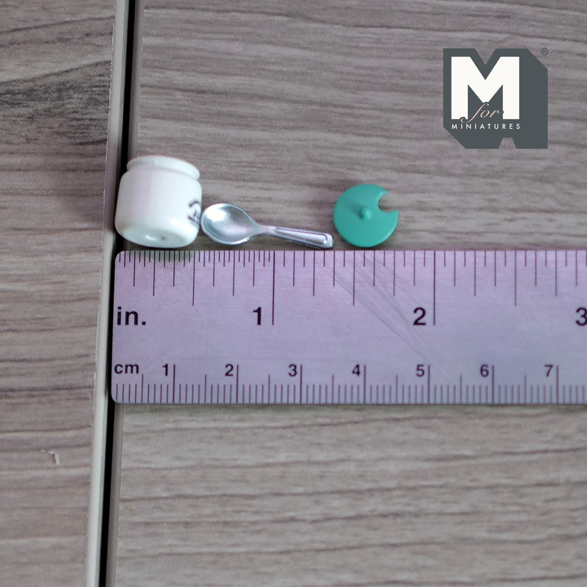 Miniature Kitchen Storage Jars and Spoons Set of 3, 1:12 Scale Dollhouse Kitchen Accessories Spice Jars 1/2 inch dia. (Metal)(green) - E071