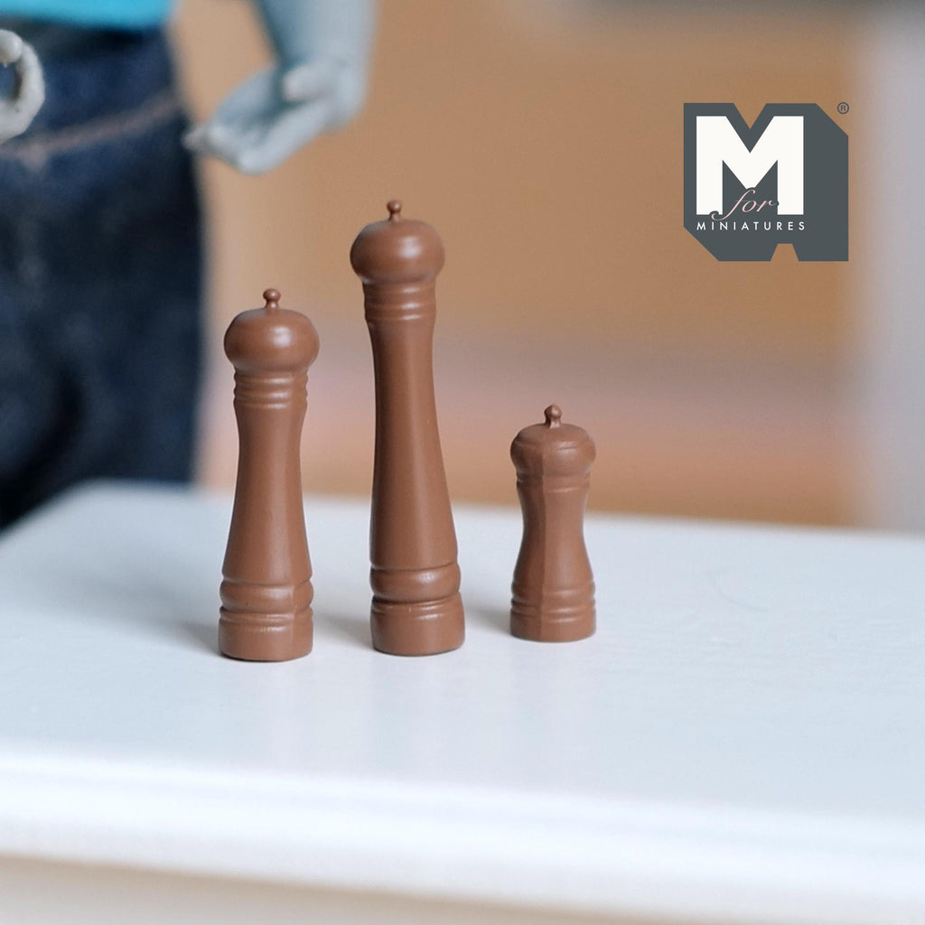 Miniature Salt and Pepper Grinders Set 1:12 Scale Dollhouse Kitchen Spice Mill Set of 3 (brown) - F029