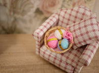 Dollhouse knitting basket dolls house 1 12th scale miniature - F025