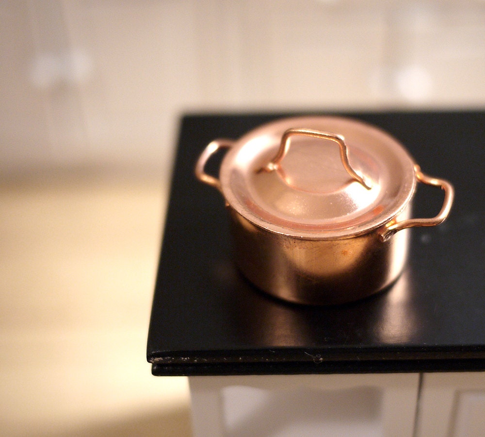 Dollhouse Supplies kitchen copper plated cooking pot with lid doll house cookware miniature cookery - A029