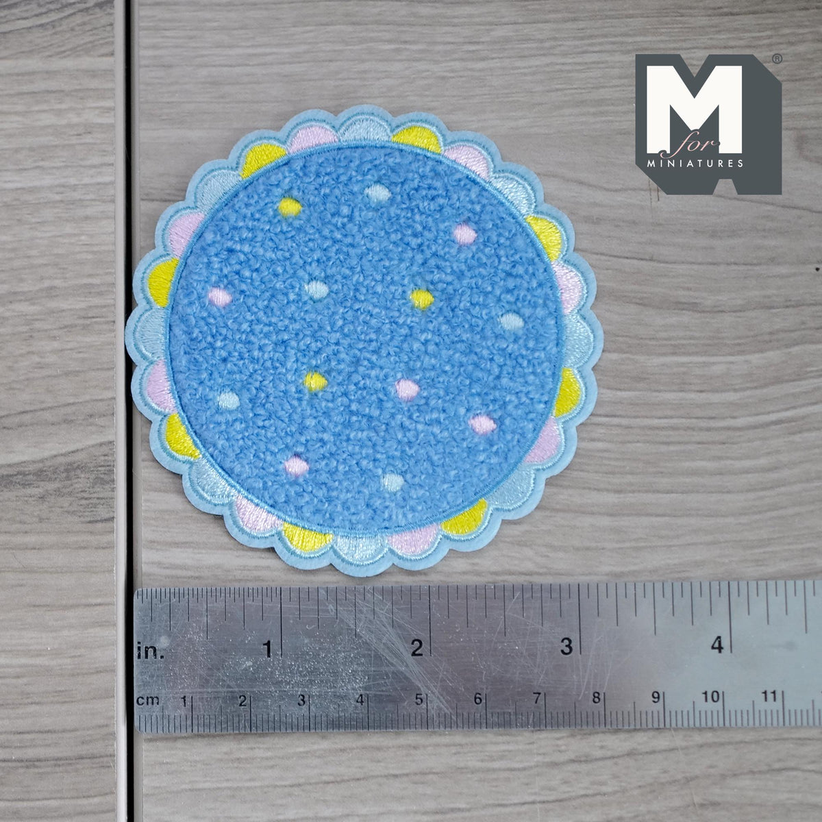 Miniature Nursery Rug 1:12 Scale Dollhouse Baby Room Pastel Scalloped Round Shag Rug 3-1/4 inch dia. (blue) - K021