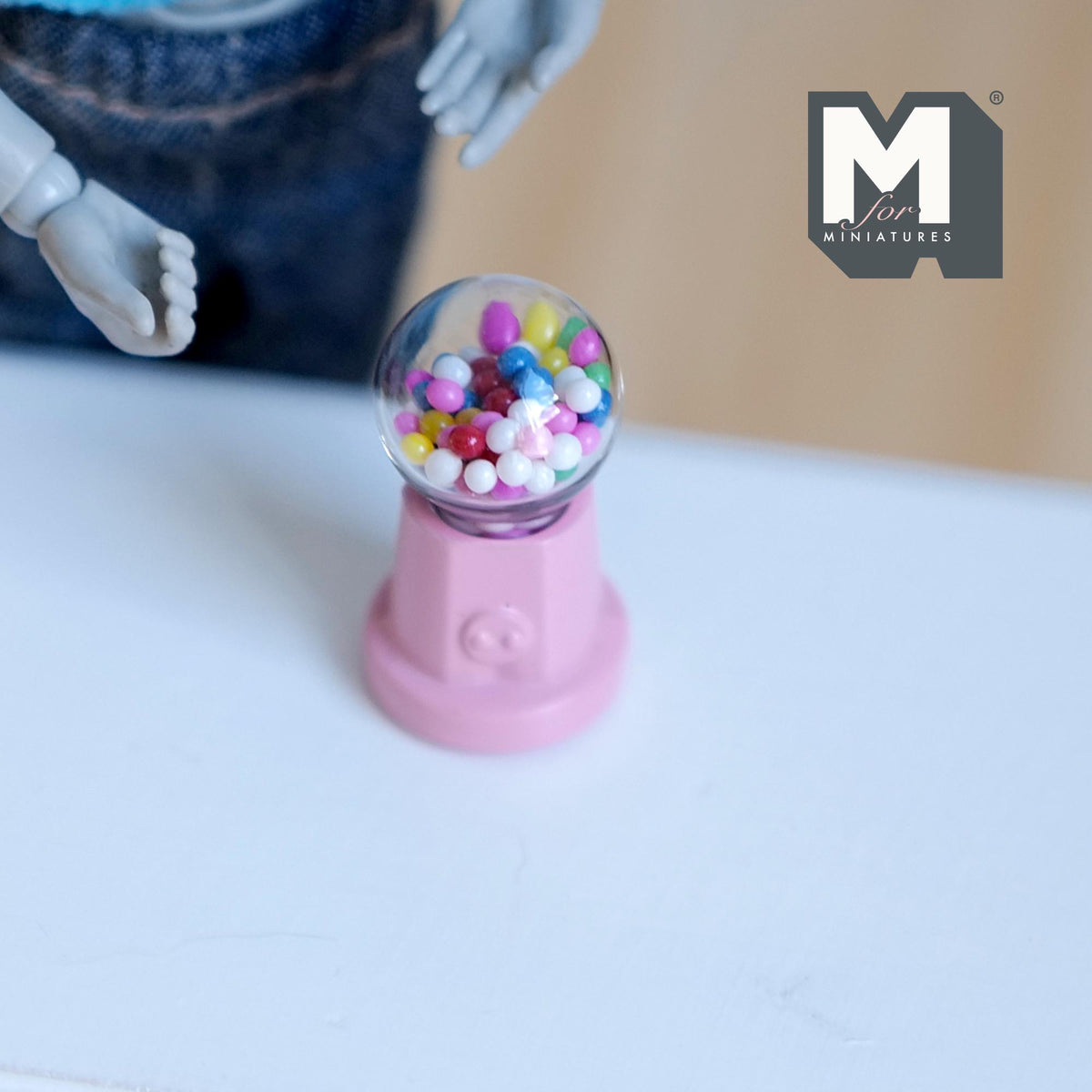 Miniature Table Top Gumball Machine 1:12 Scale Dollhouse Decoration Candy Dispenser 1-3/16 inch tall  (pink) (non working)- E015