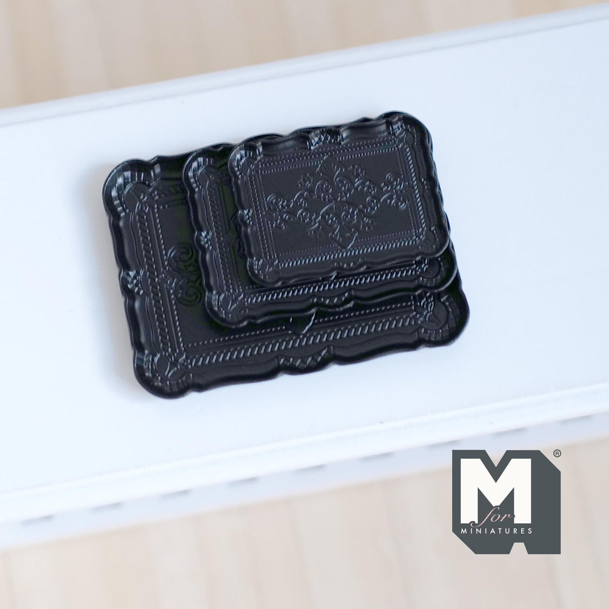 Miniature Embossed Filigree Serving Trays Set of 3 , 1:12 Scale Dollhouse Serveware Tableware (black)  - D033