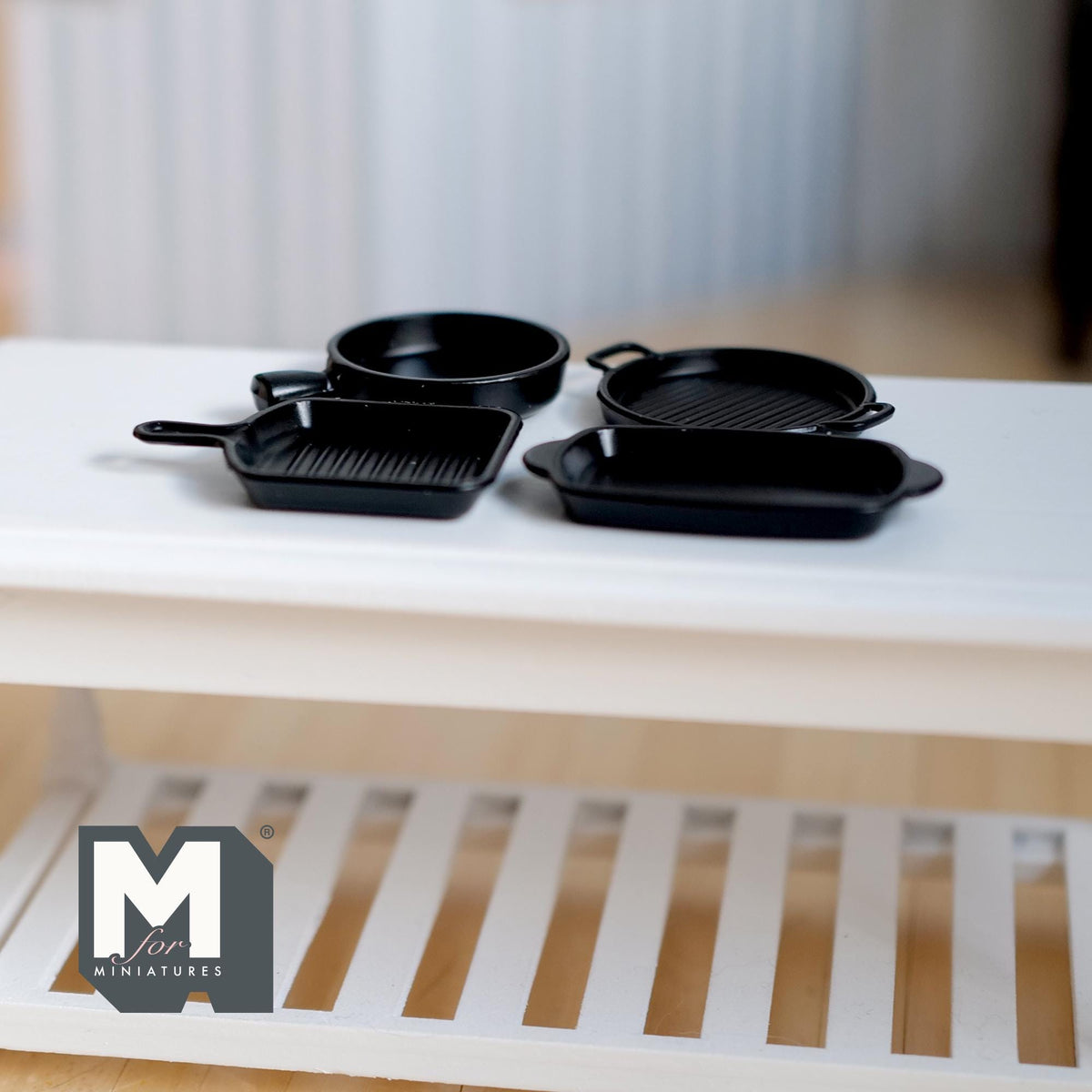1:12 Scale Miniature Metal Cooking Pan Dollhouse Cookware and Bakeware set 4piece Round Baker Square Skillet Grill (black) - E060