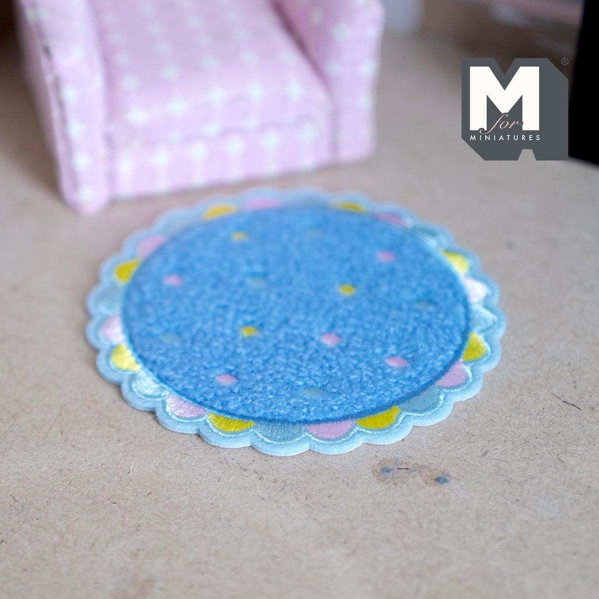 Miniature Nursery Rug 1:12 Scale Dollhouse Baby Room Pastel Scalloped Round Shag Rug 3-1/4 inch dia. (blue) - K021