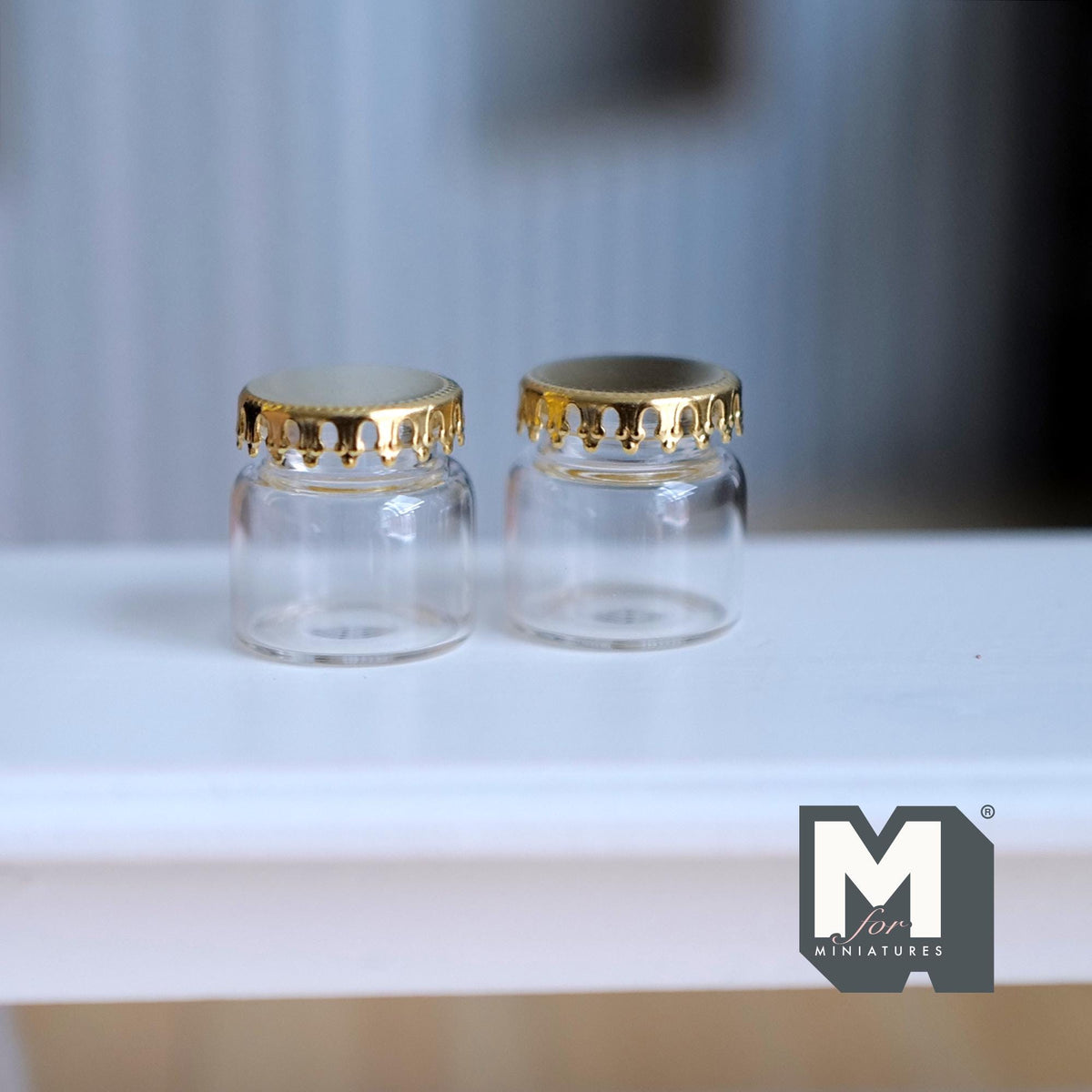 Miniature Glass Jars with Metal Lids 1:12 Scale Dollhouse Decor Set of 2 , 3/4 inch tall - E081