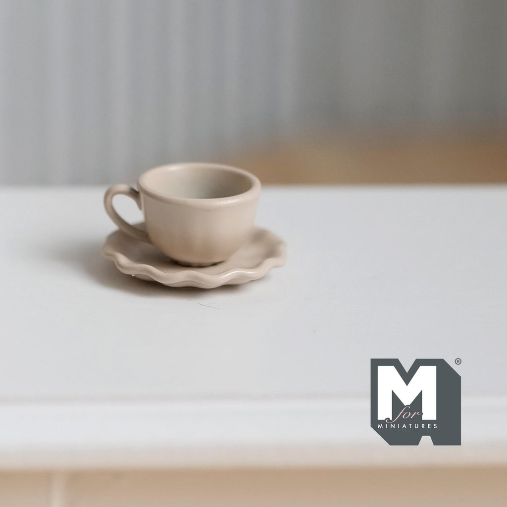Miniature Coffee Cup and Saucer Set 1:12 Scale Dollhouse Tea Cup Drinkware Set of 2 (beige) (metal)  - F074