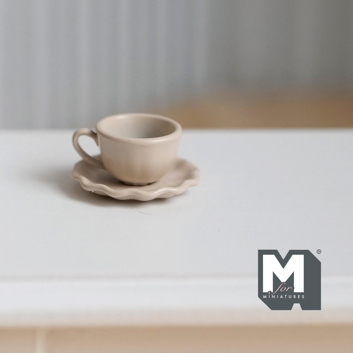 Miniature Coffee Cup and Saucer Set 1:12 Scale Dollhouse Tea Cup Drinkware Set of 2 (beige) (metal)  - F074
