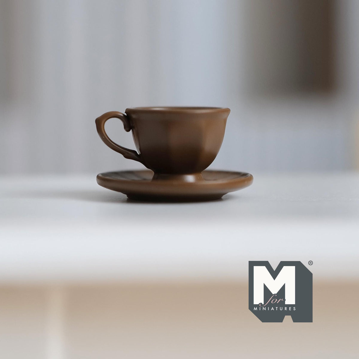 Miniature Coffee Cup and Saucer Set 1:12 Scale Dollhouse Tea Cup Drinkware Set of 2 (dark brown)  - F071