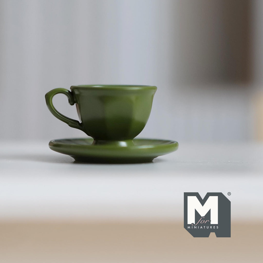 Miniature Coffee Cup and Saucer Set 1:12 Scale Dollhouse Tea Cup Drinkware Set of 2 (green)  - F071