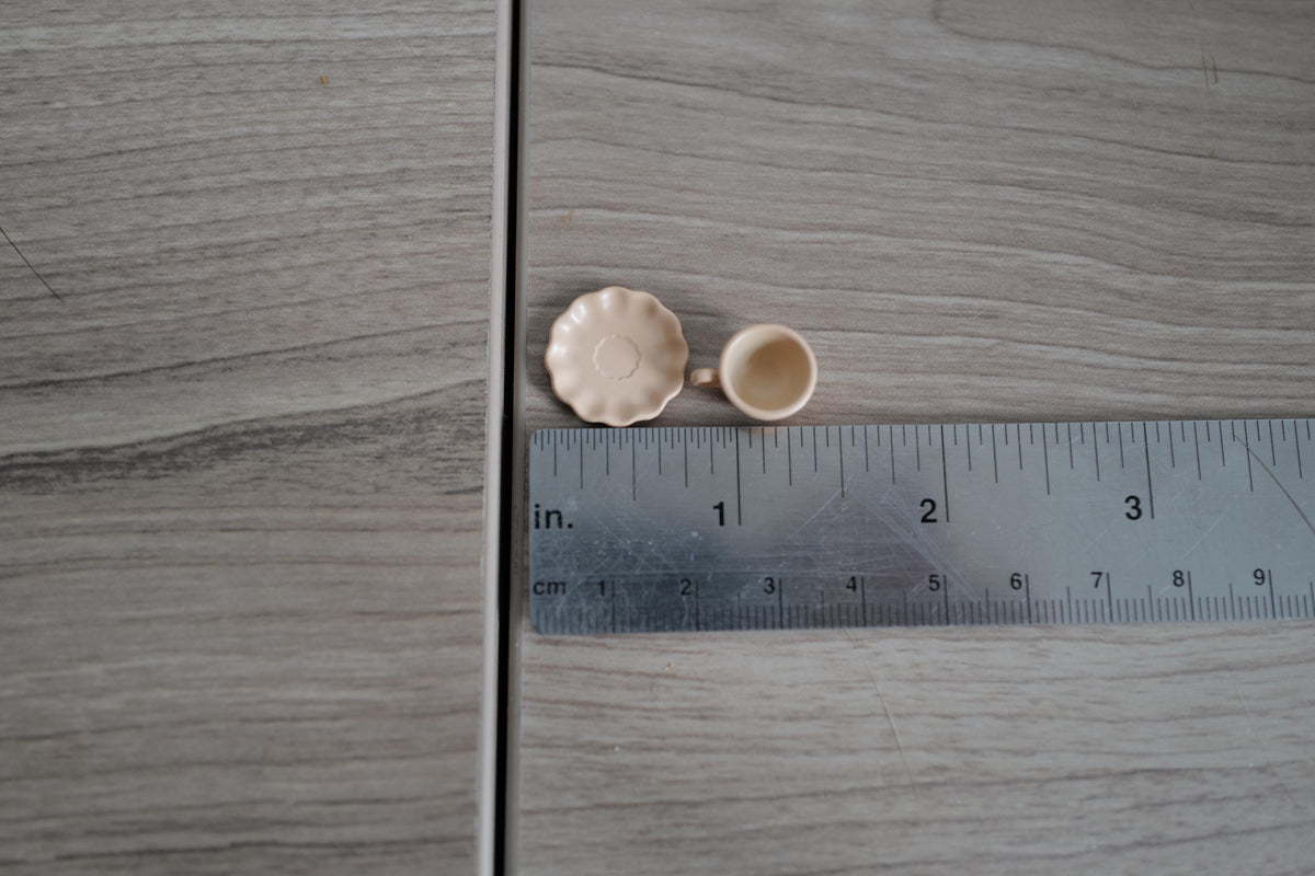 Miniature Coffee Cup and Saucer Set 1:12 Scale Dollhouse Tea Cup Drinkware Set of 2 (beige) (metal)  - F074