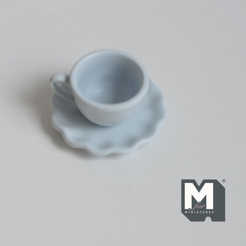 Miniature Coffee Cup and Saucer Set 1:12 Scale Dollhouse Tea Cup Drinkware Set of 2 (light blue)  - F074