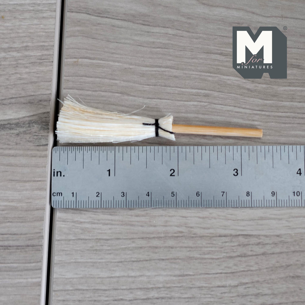 Miniature Straw Broom with Black Twine 1:12 Scale Dollhouse Kitchen Sweep 3-1/8 inch long - D068