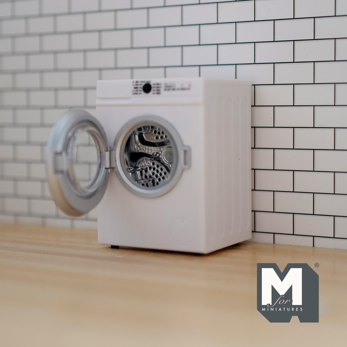 Miniature Washing Machine with Powered Rotating Drum 1:12 Scale Dollhouse Appliance (non functional) (white) - K045