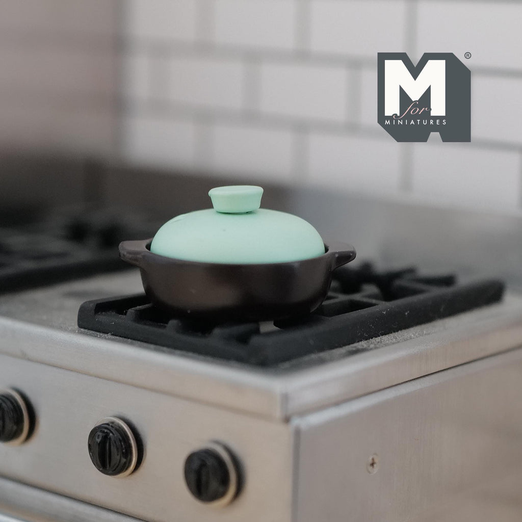Miniature Cooking Pot 1:12 Scale Dollhouse Supplies Kitchen Metal Pot and Lid (mint green)- E045