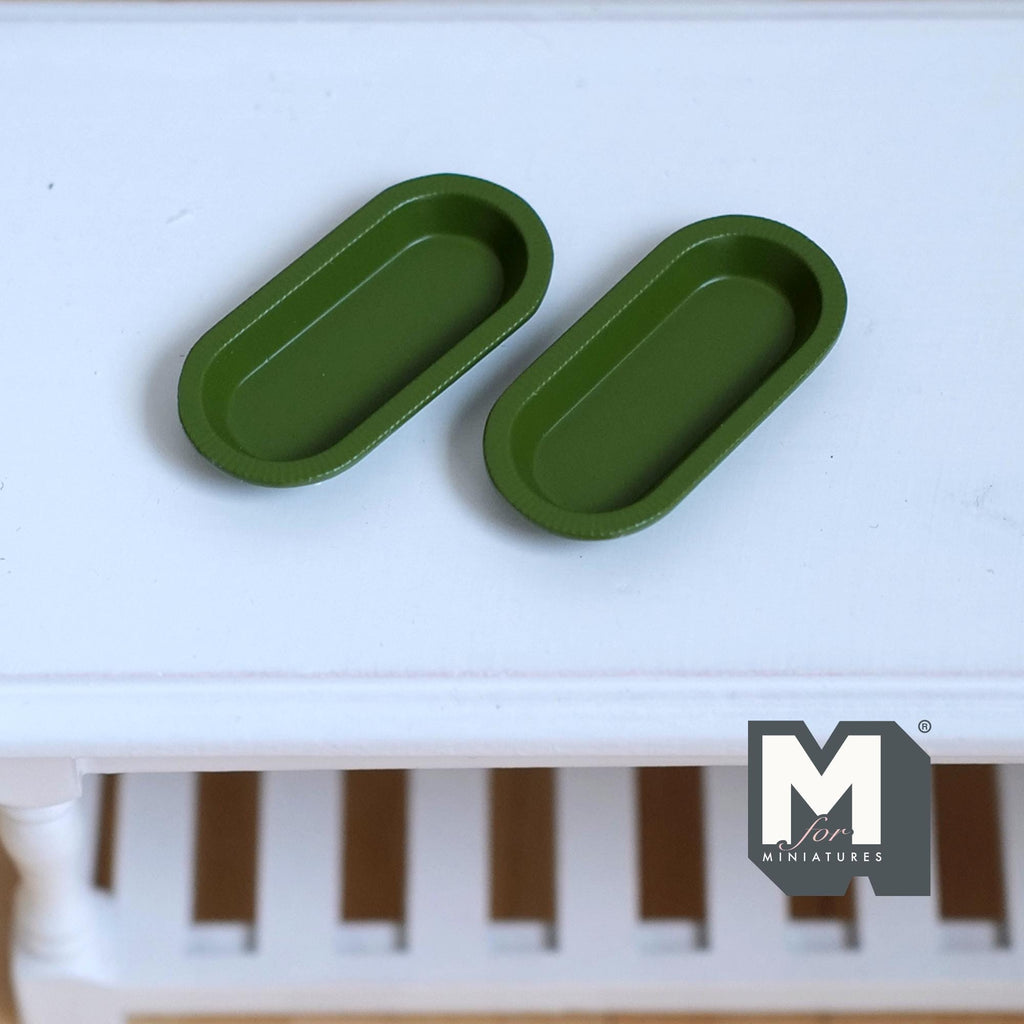 Miniature Oval Plates 1:12 Scale Dollhouse Tableware Oblong Plates Set of 2 , 1-1/4 inch long (green) (metal) - A043