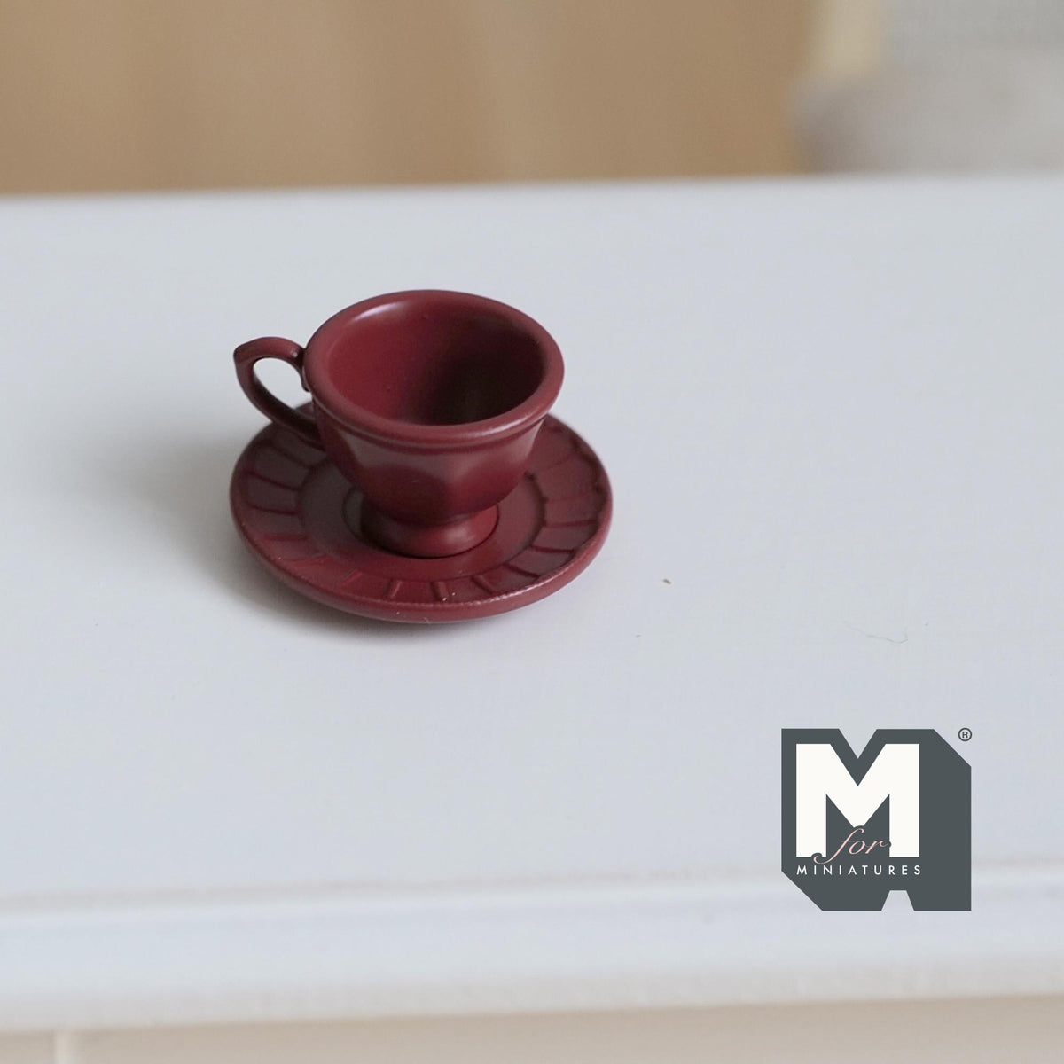 Miniature Coffee Cup and Saucer Set 1:12 Scale Dollhouse Tea Cup Drinkware Set of 2 (red)  - F071