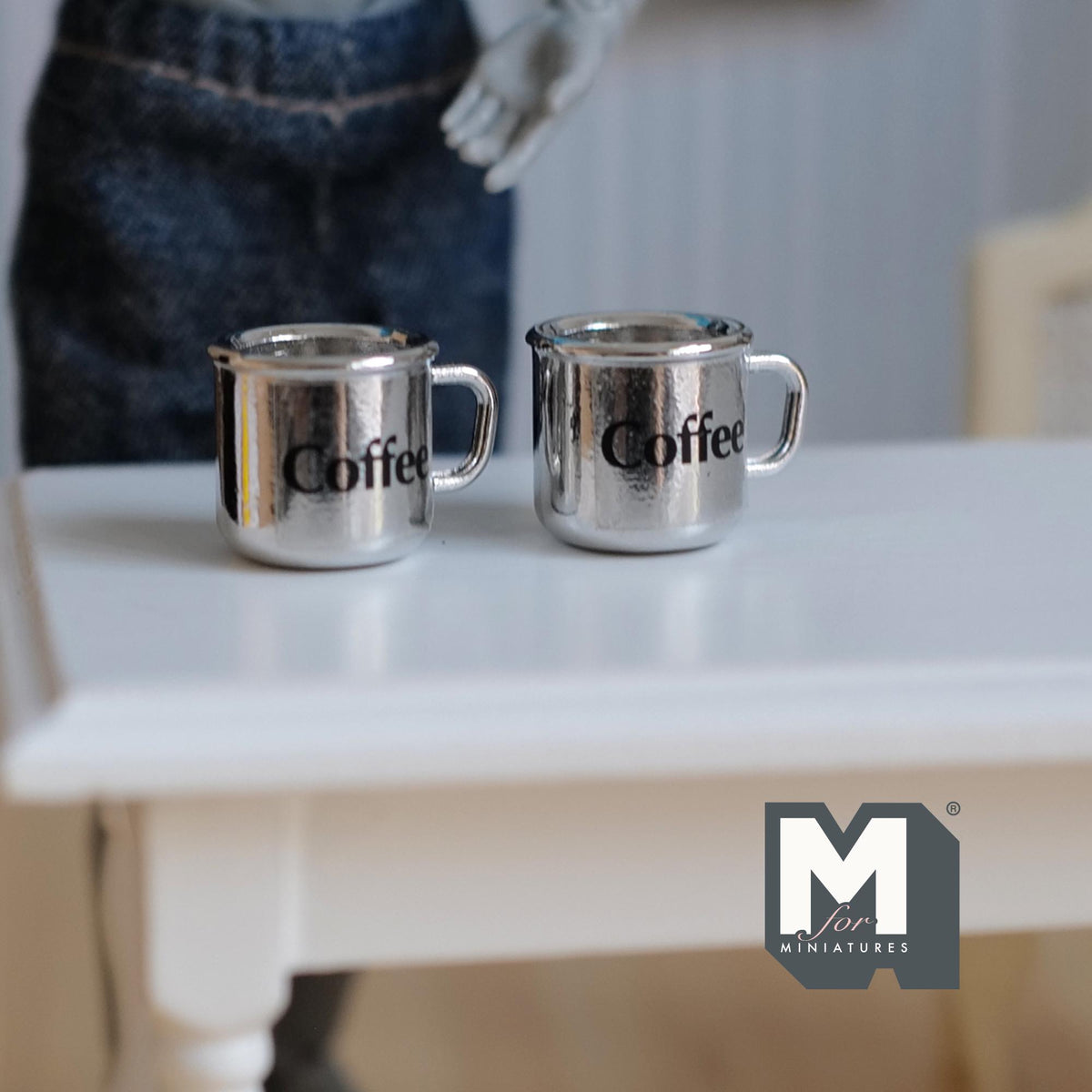 Miniature Metal Coffee Mugs Set of 2 Dollhouse Kitchen Accessories Drinkware 1/2 inch tall - F066