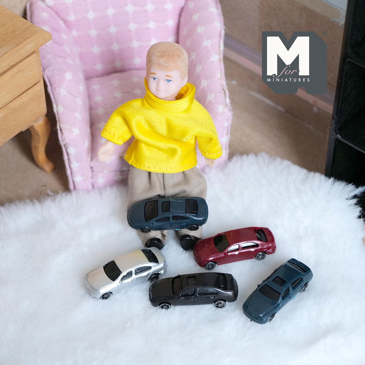 1:150 Assorted Miniature Cars 5pcs , 4 Door Sedan with or without Sunroof Set of 5 - H008